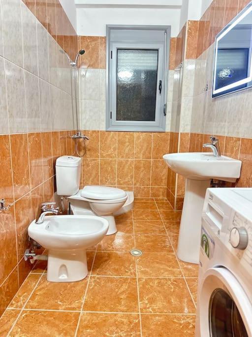 Lungomare Stay 24/7 Self Check-In Vlorë 외부 사진